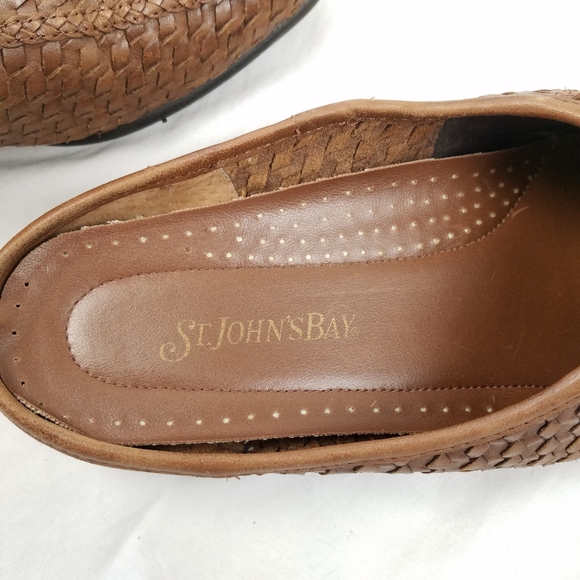 St. John's Bay Brown Woven Leather Open Heel Slip On Shoe Sz 7W - Picture 7 of 7